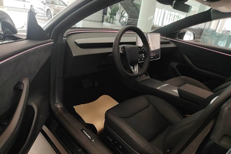 Used Tesla Model 3 2023 Rear-Wheel-Drive Version Left Front Seat