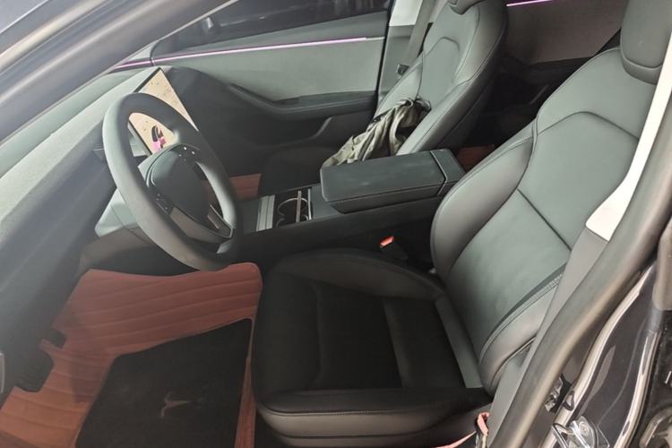 Used Tesla Model 3 2023 Rear-Wheel-Drive Version Left Front Seat