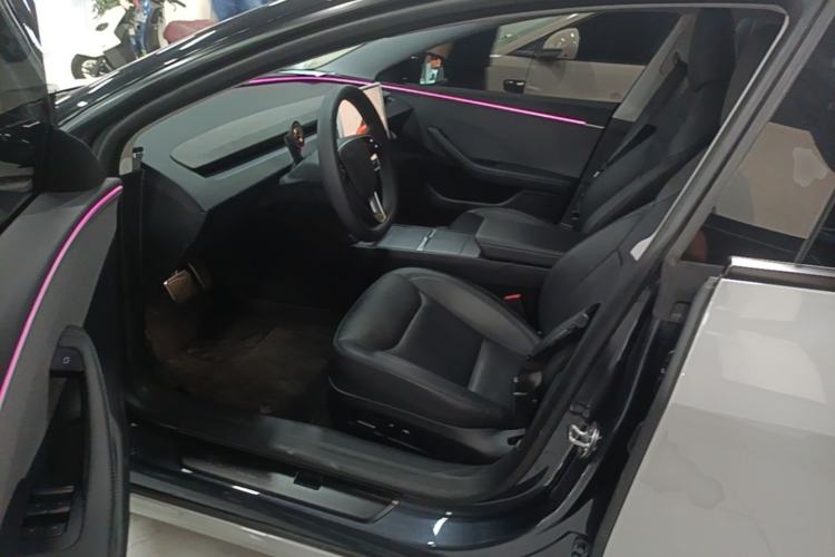 Used Tesla Model 3 2023 Rear-Wheel-Drive Version Left Front Seat