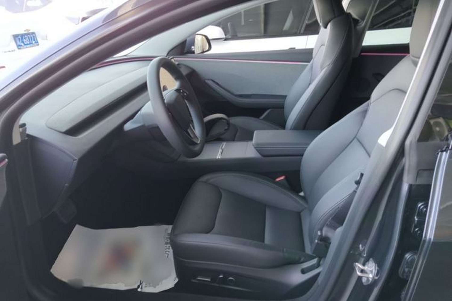 Used Tesla Model 3 2023 Rear-Wheel-Drive Version Left Front Seat