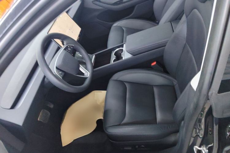 Used Tesla Model 3 2023 Rear-Wheel-Drive Version Left Front Seat