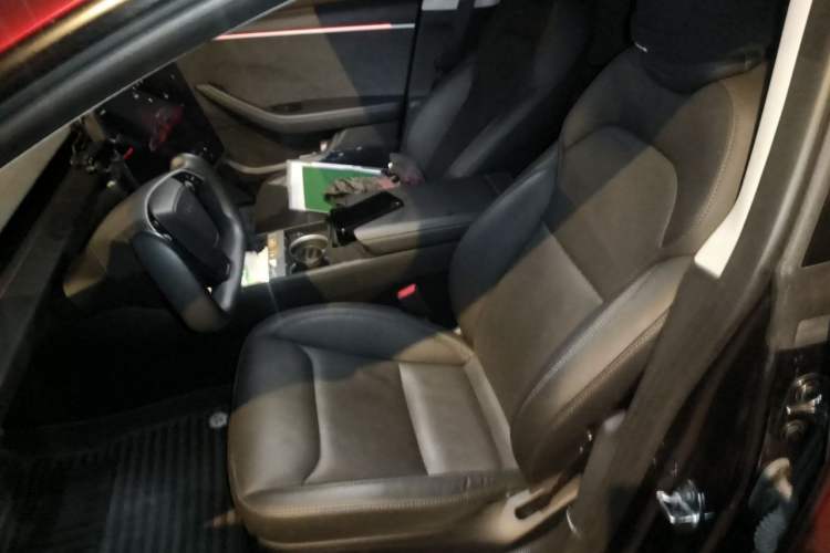 Used Tesla Model 3 2023 Long-Range All-Wheel-Drive Version Left Front Seat