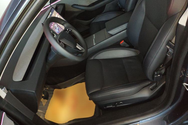 Used Tesla Model 3 2023 Rear-Wheel-Drive Version Left Front Seat