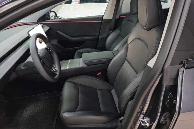 Used Tesla Model 3 2023 Long-Range All-Wheel-Drive Version Left Front Seat