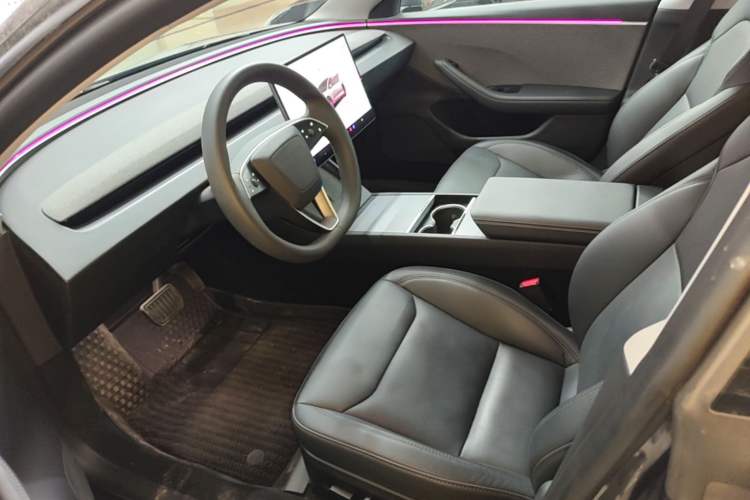 Used Tesla Model 3 2023 Rear-Wheel-Drive Version Left Front Seat
