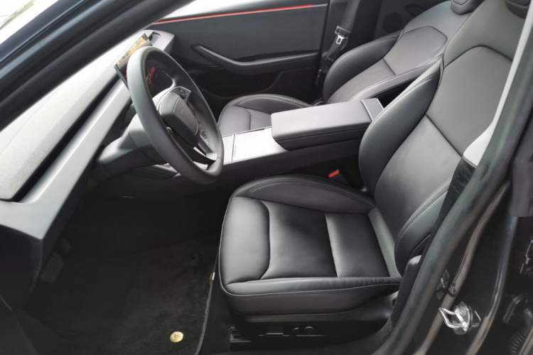 Used Tesla Model 3 2023 Rear-Wheel-Drive Version Left Front Seat