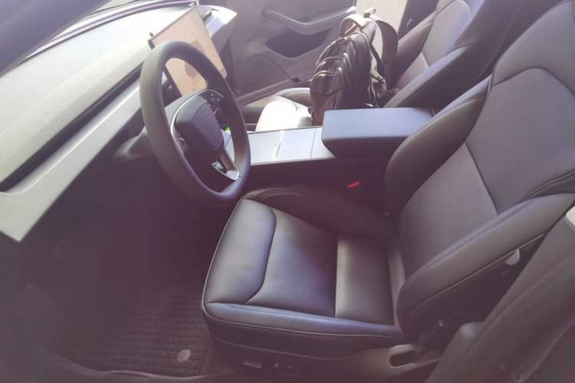 Used Tesla Model 3 2023 Long-Range All-Wheel-Drive Version Left Front Seat