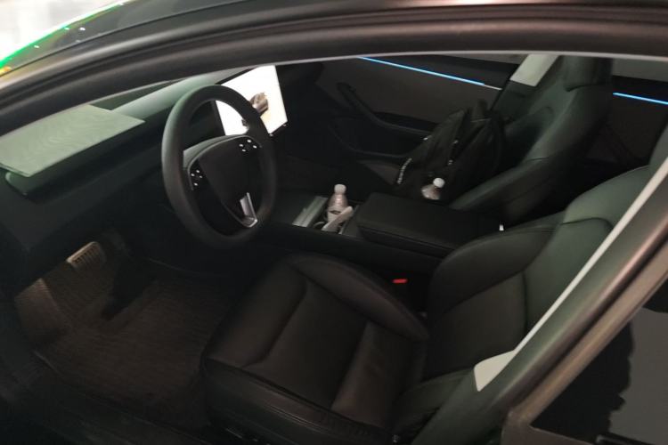Used Tesla Model 3 2023 Rear-Wheel-Drive Version Left Front Seat