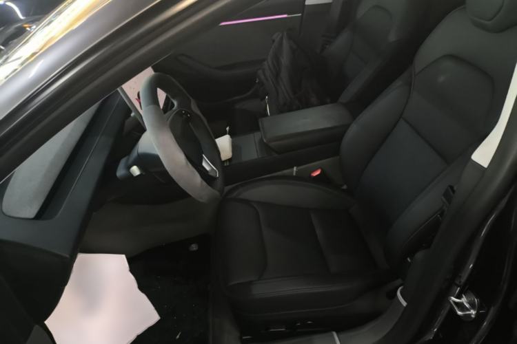 Used Tesla Model 3 2023 Rear-Wheel-Drive Version Left Front Seat