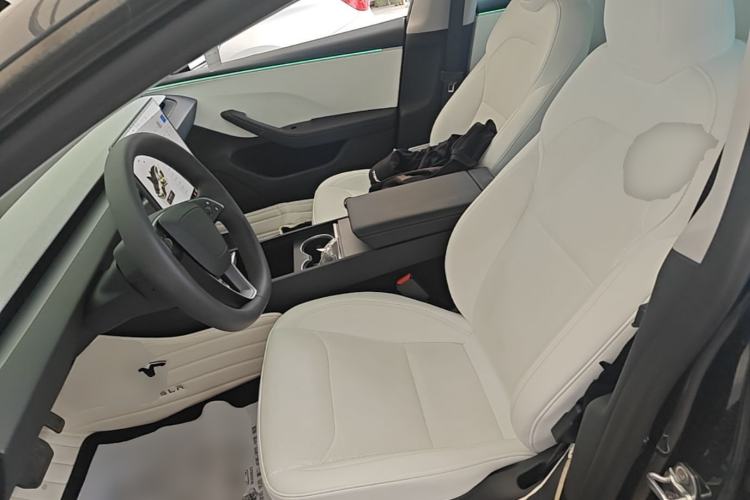 Used Tesla Model 3 2023 Rear-Wheel-Drive Version Left Front Seat