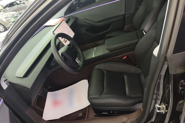Used Tesla Model 3 2023 Rear-Wheel-Drive Version Left Front Seat