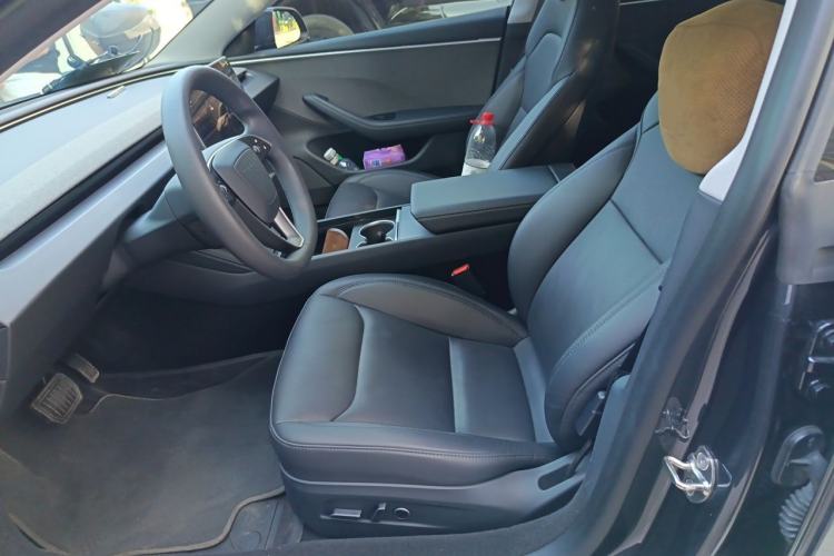 Used Tesla Model 3 2023 Rear-Wheel-Drive Version Left Front Seat