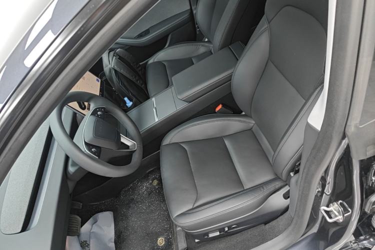 Used Tesla Model 3 2023 Rear-Wheel-Drive Version Left Front Seat