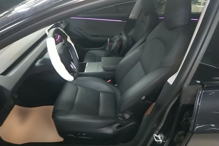 Used Tesla Model 3 2023 Rear-Wheel-Drive Version Left Front Seat