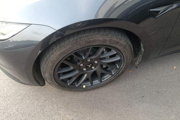 Used Tesla Model 3 2023 Rear-Wheel-Drive Version Left Front Wheel Hub