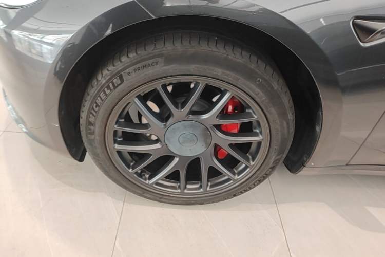 Used Tesla Model 3 2023 Rear-Wheel-Drive Version Left Front Wheel Hub