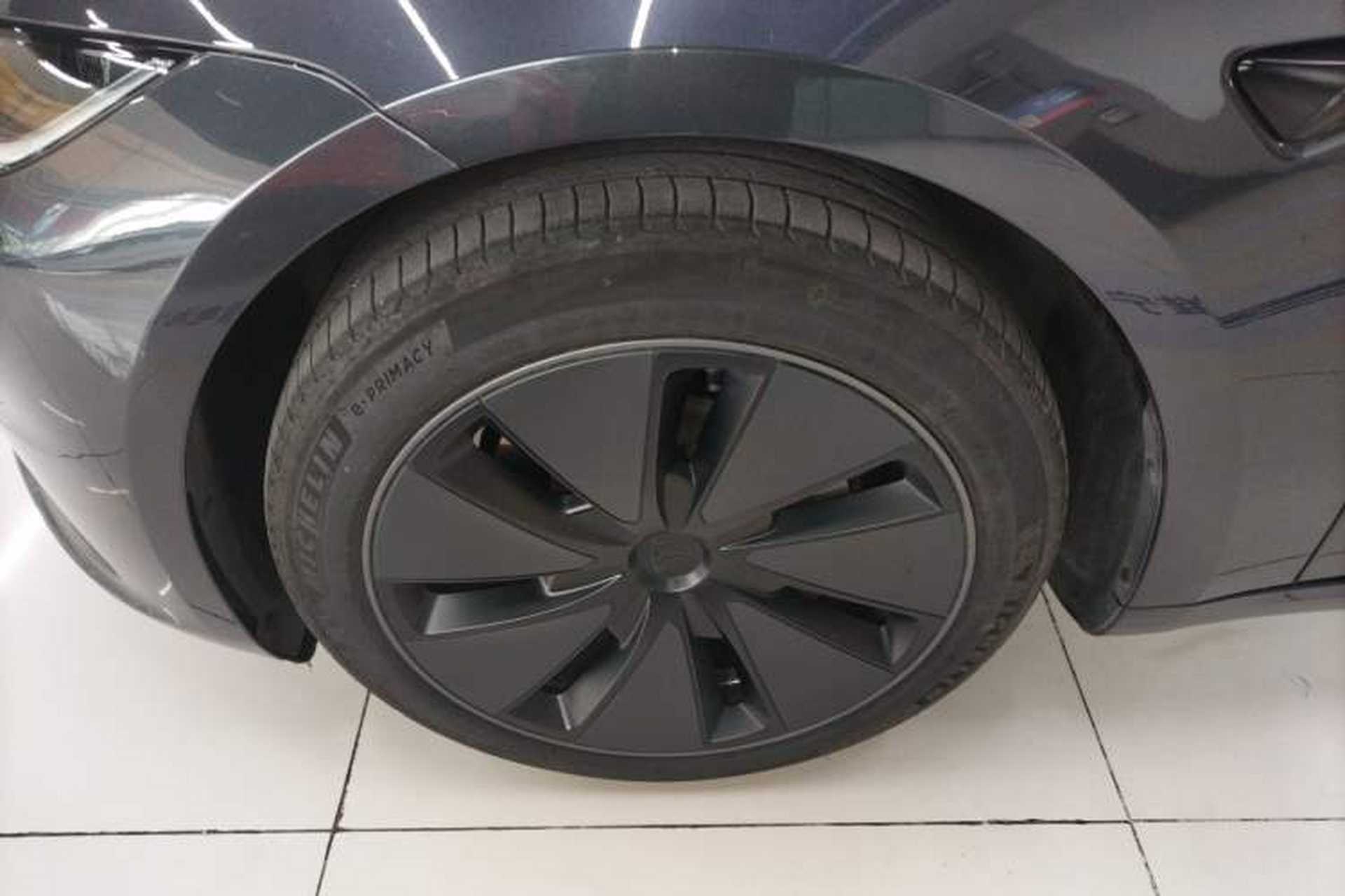 Used Tesla Model 3 2023 Rear-Wheel-Drive Version Left Front Wheel Hub