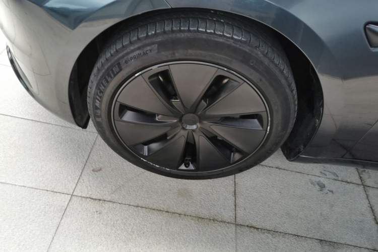 Used Tesla Model 3 2023 Rear-Wheel-Drive Version Left Front Wheel Hub