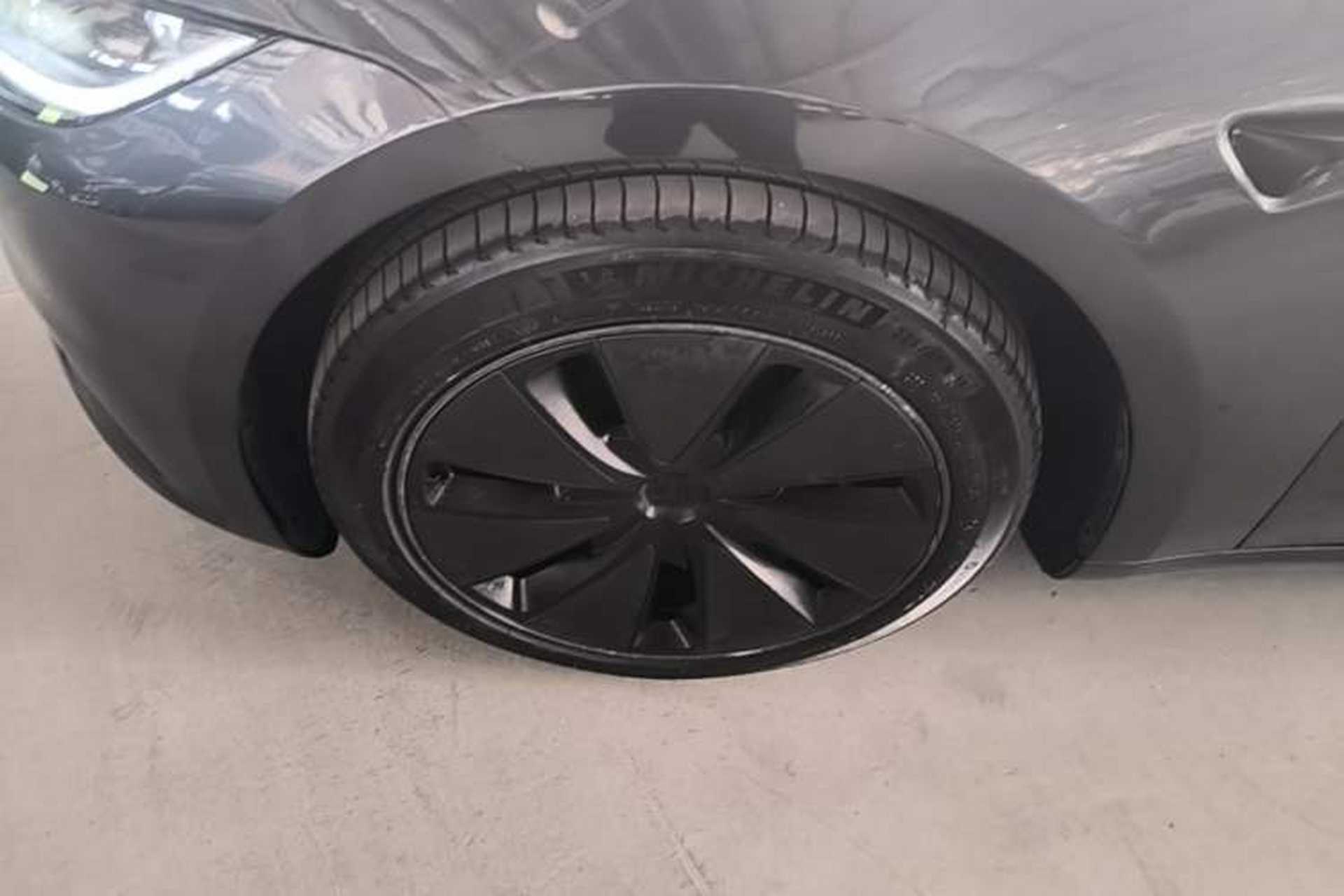 Used Tesla Model 3 2023 Rear-Wheel-Drive Version Left Front Wheel Hub