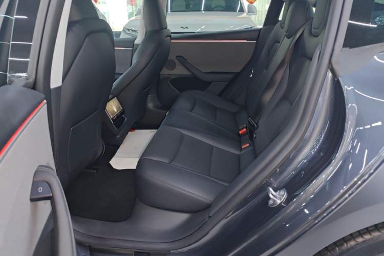Used Tesla Model 3 2023 Rear-Wheel-Drive Version Left Rear Seat