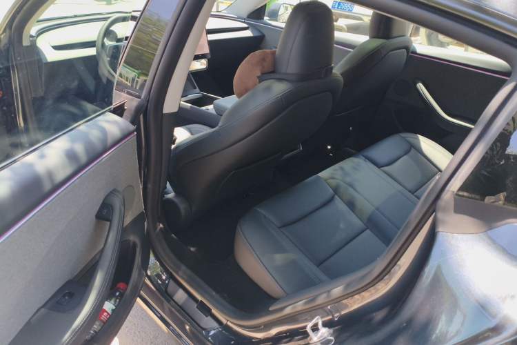 Used Tesla Model 3 2023 Rear-Wheel-Drive Version Left Rear Seat
