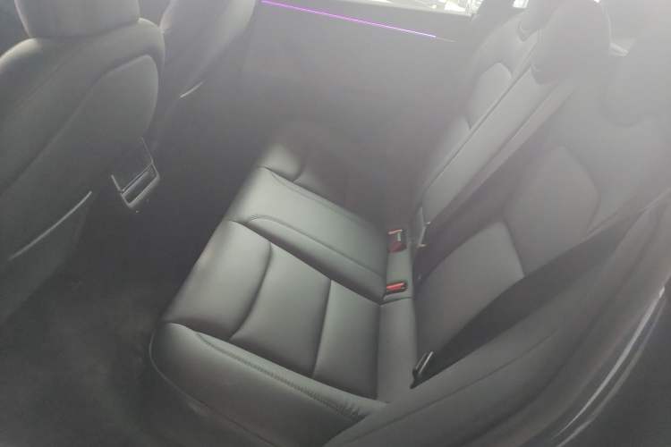 Used Tesla Model 3 2023 Rear-Wheel-Drive Version Left Rear Seat