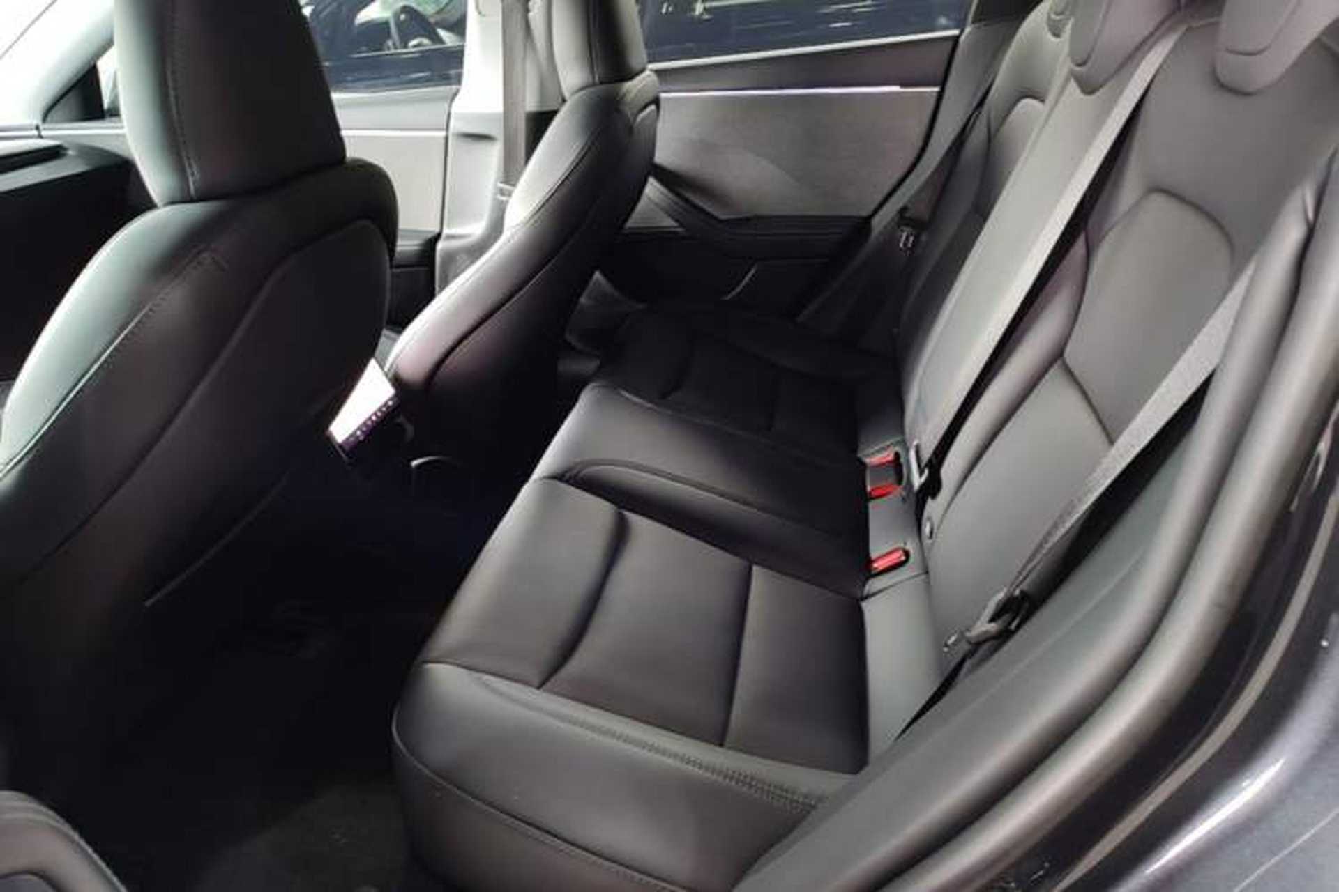 Used Tesla Model 3 2023 Rear-Wheel-Drive Version Left Rear Seat