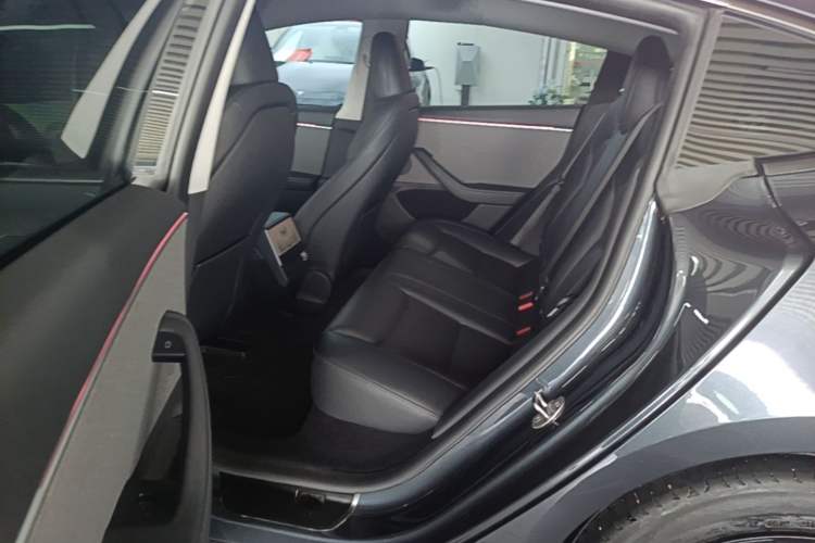 Used Tesla Model 3 2023 Rear-Wheel-Drive Version Left Rear Seat