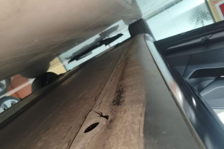 Used Tesla Model 3 2023 Rear-Wheel-Drive Version Left Side Sill