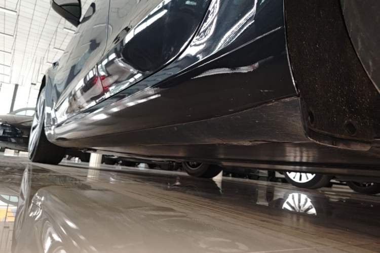 Used Tesla Model 3 2023 Rear-Wheel-Drive Version Left Side Sill