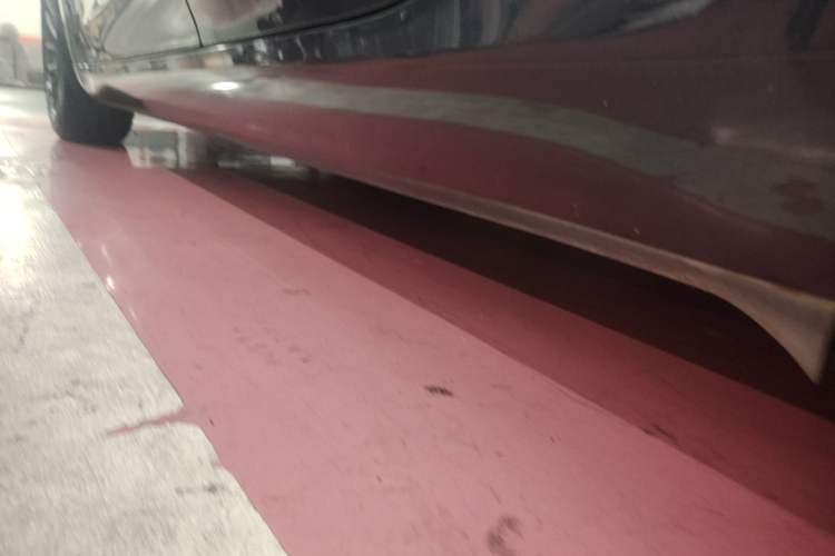 Used Tesla Model 3 2023 Rear-Wheel-Drive Version Left Side Sill