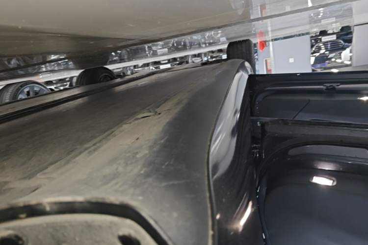 Used Tesla Model 3 2023 Rear-Wheel-Drive Version Left Side Sill