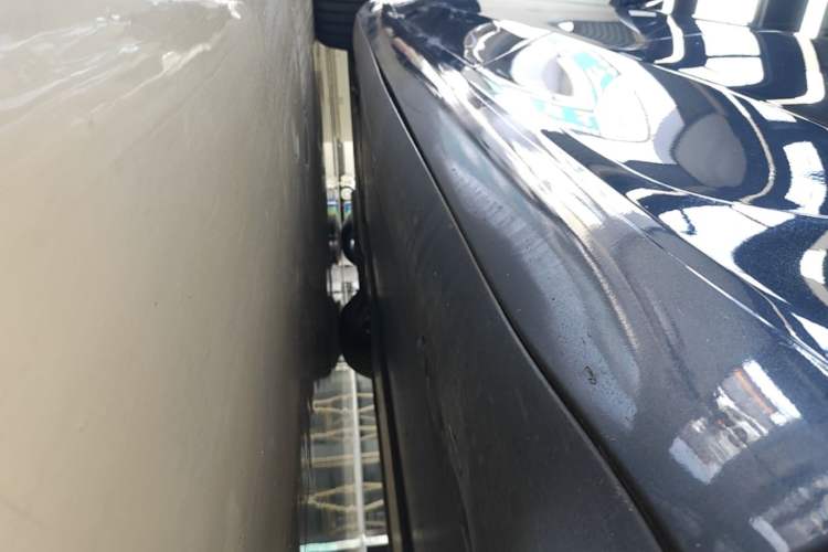 Used Tesla Model 3 2023 Rear-Wheel-Drive Version Left Side Sill