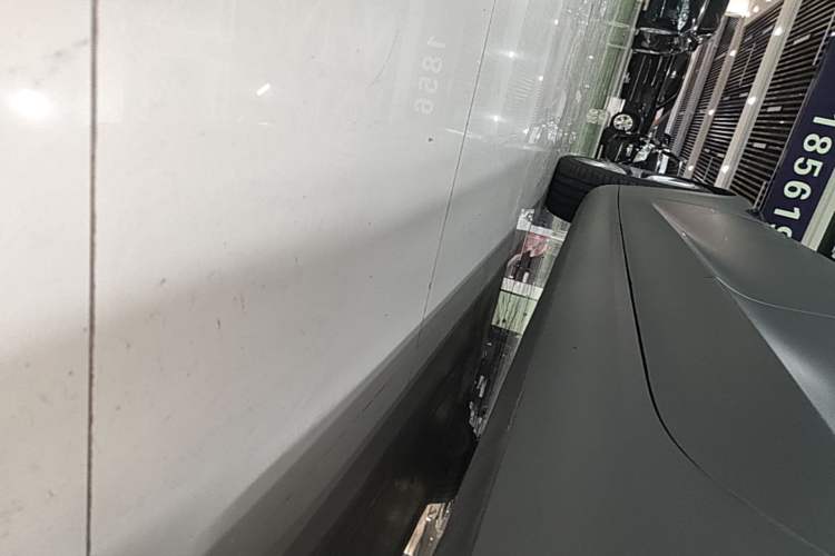 Used Tesla Model 3 2023 Rear-Wheel-Drive Version Left Side Sill