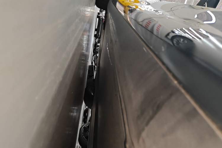 Used Tesla Model 3 2023 Rear-Wheel-Drive Version Left Side Sill