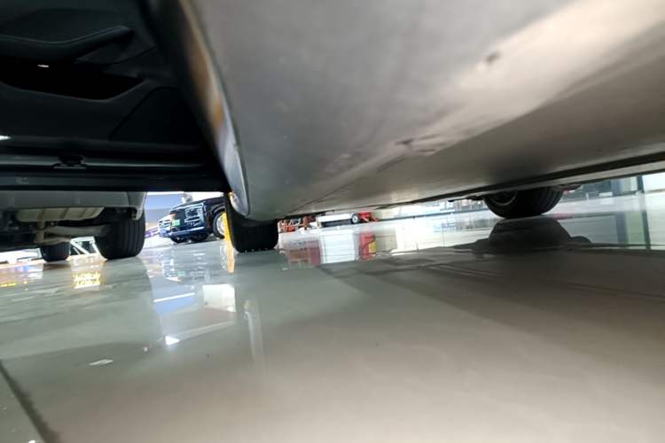 Used Tesla Model 3 2023 Rear-Wheel-Drive Version Left Side Sill