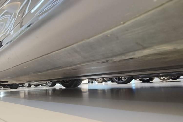 Used Tesla Model 3 2023 Rear-Wheel-Drive Version Left Side Sill