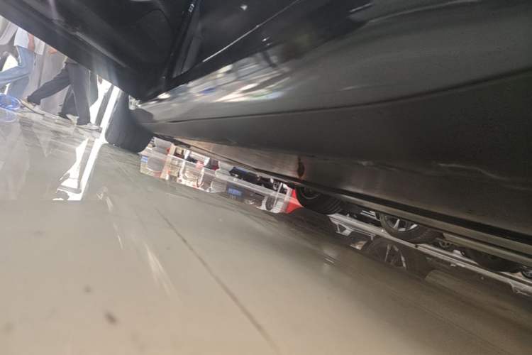 Used Tesla Model 3 2023 Rear-Wheel-Drive Version Left Side Sill