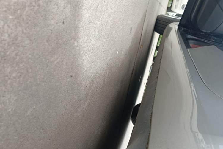 Used Tesla Model 3 2023 Rear-Wheel-Drive Version Left Side Sill