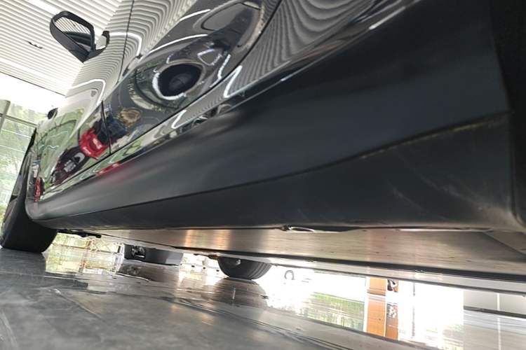 Used Tesla Model 3 2023 Rear-Wheel-Drive Version Left Side Sill