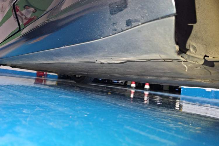 Used Tesla Model 3 2023 Rear-Wheel-Drive Version Left Side Sill