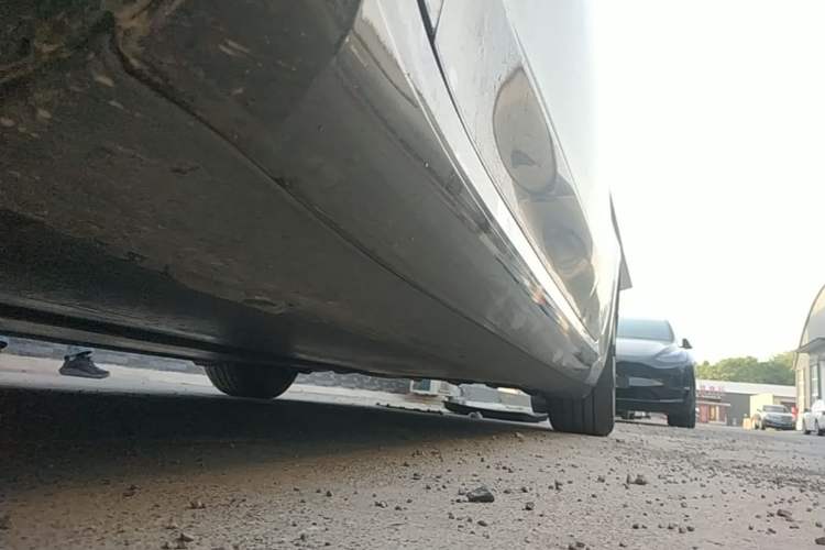 Used Tesla Model 3 2023 Rear-Wheel-Drive Version Left Side Sill