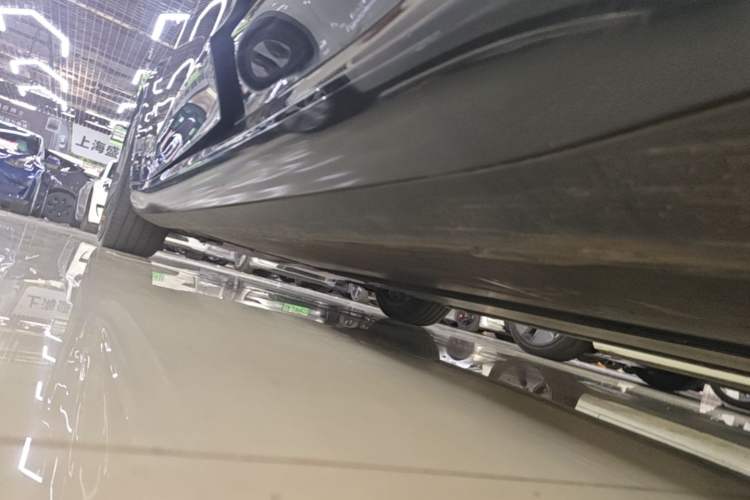 Used Tesla Model 3 2023 Rear-Wheel-Drive Version Left Side Sill