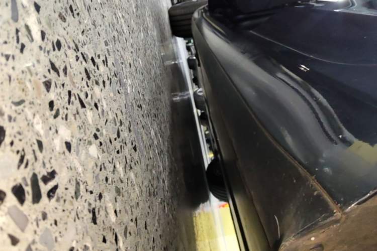 Used Tesla Model 3 2023 Rear-Wheel-Drive Version Left Side Sill