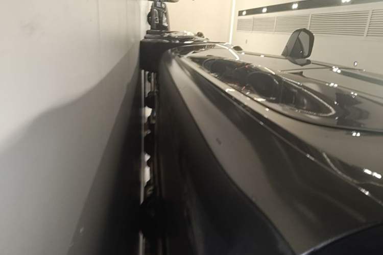 Used Tesla Model 3 2023 Rear-Wheel-Drive Version Left Side Sill