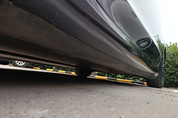 Used Tesla Model 3 2023 Rear-Wheel-Drive Version Left Side Sill