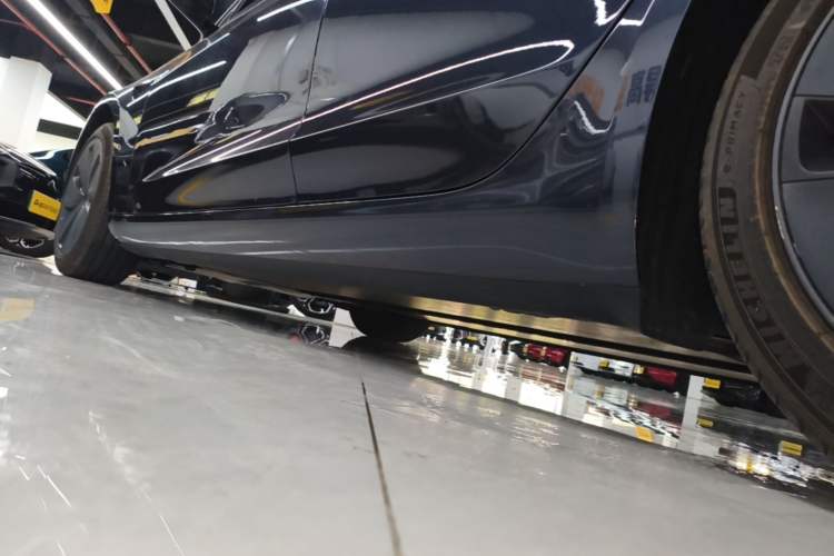 Used Tesla Model 3 2023 Rear-Wheel-Drive Version Left Side Sill
