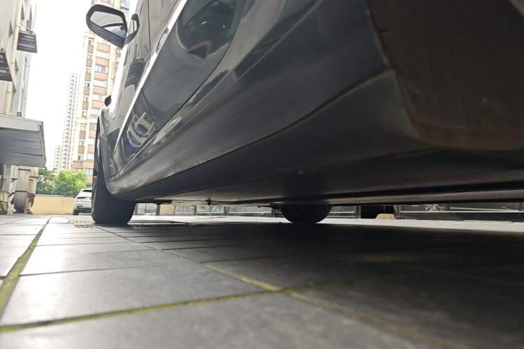 Used Tesla Model 3 2023 Rear-Wheel-Drive Version Left Side Sill