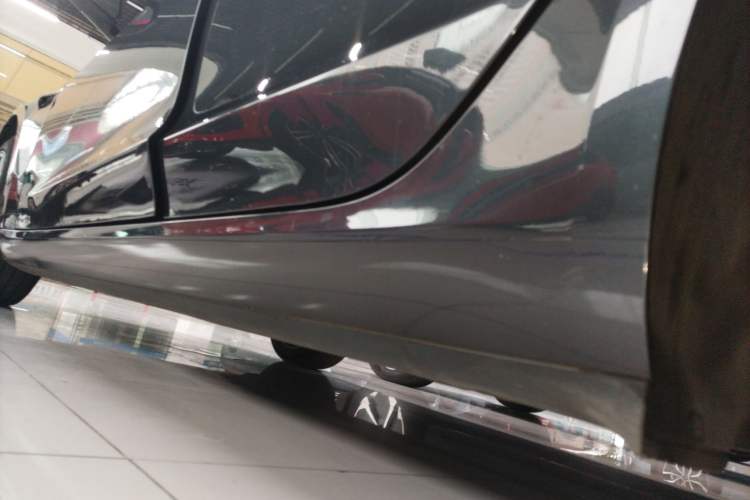 Used Tesla Model 3 2023 Rear-Wheel-Drive Version Left Side Sill