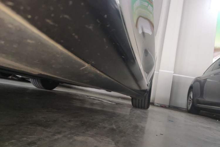 Used Tesla Model 3 2023 Rear-Wheel-Drive Version Left Side Sill